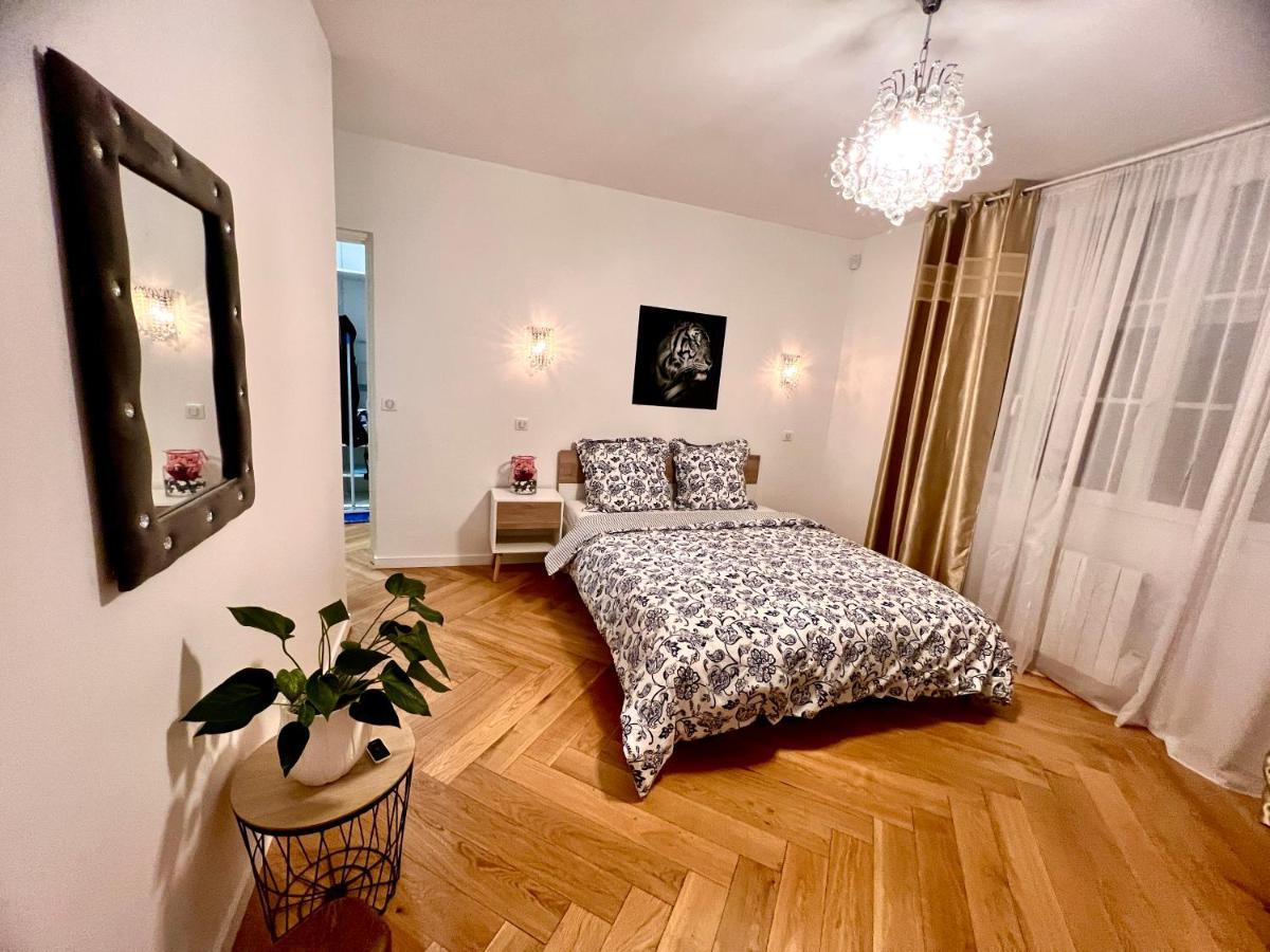 Alexandru Home Boissy-Saint-Léger Buitenkant foto