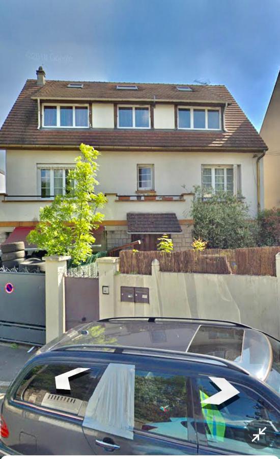 Alexandru Home Boissy-Saint-Léger Kamer foto